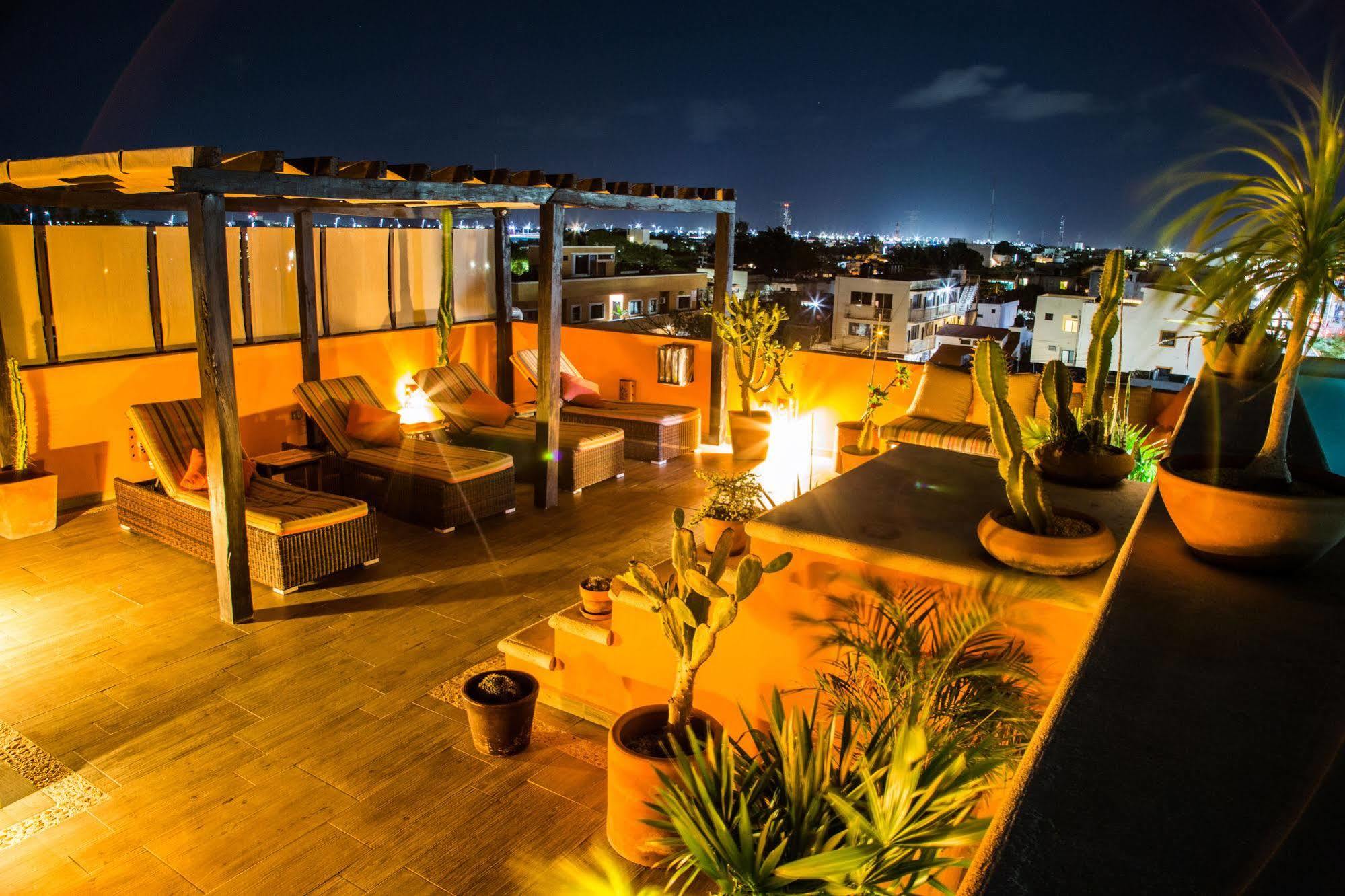 La Galeria By Bunik Hotel Playa del Carmen Exterior photo