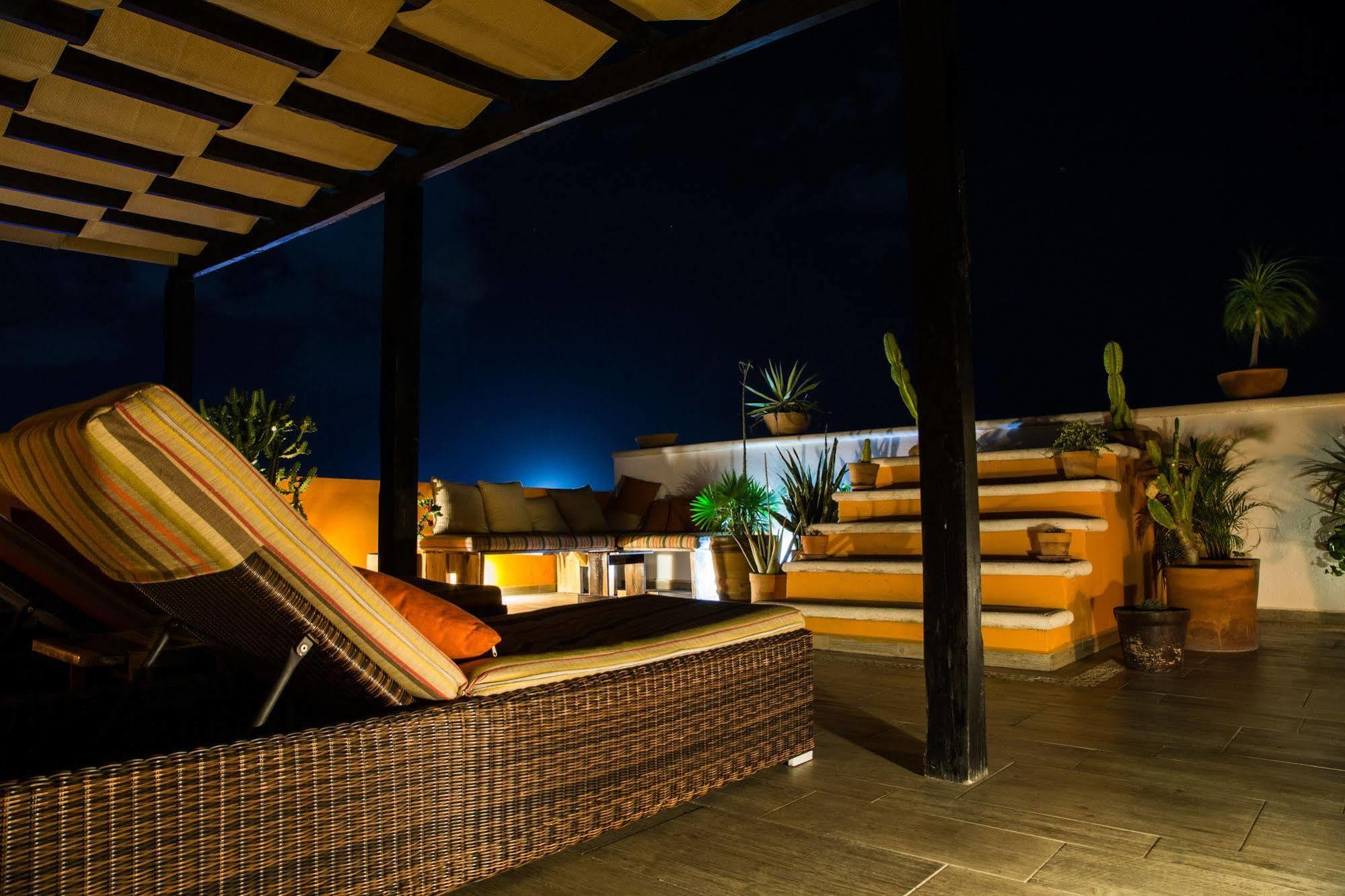 La Galeria By Bunik Hotel Playa del Carmen Exterior photo